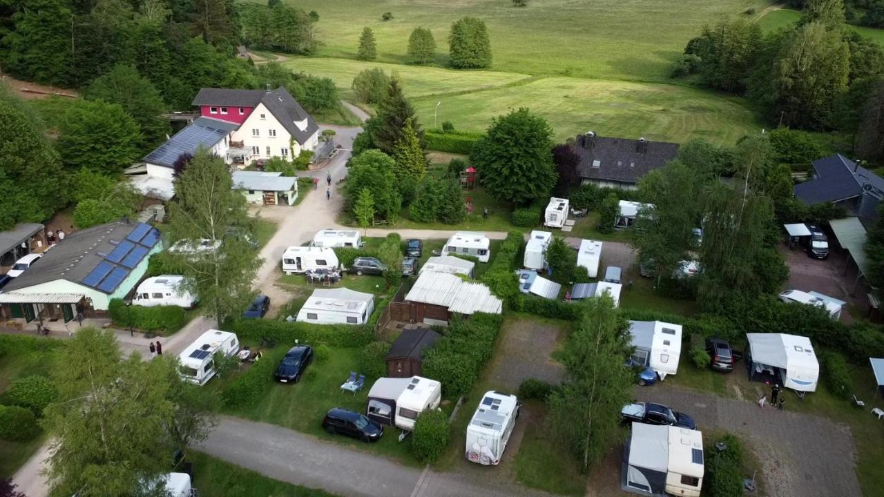 Camping Waldfrieden Saarburg Buitenkant foto
